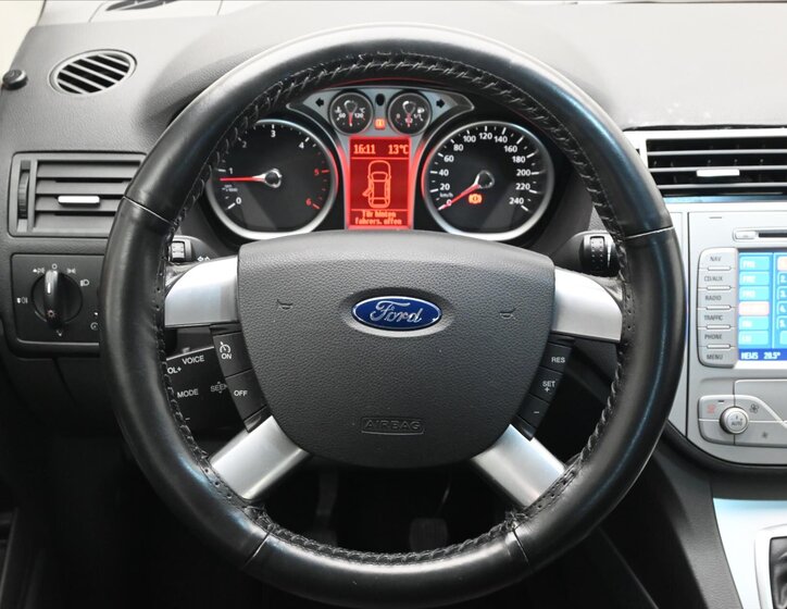 Ford Kuga SUV / Terénní 2,0 l 103 kw