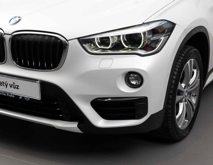 BMW X1 7