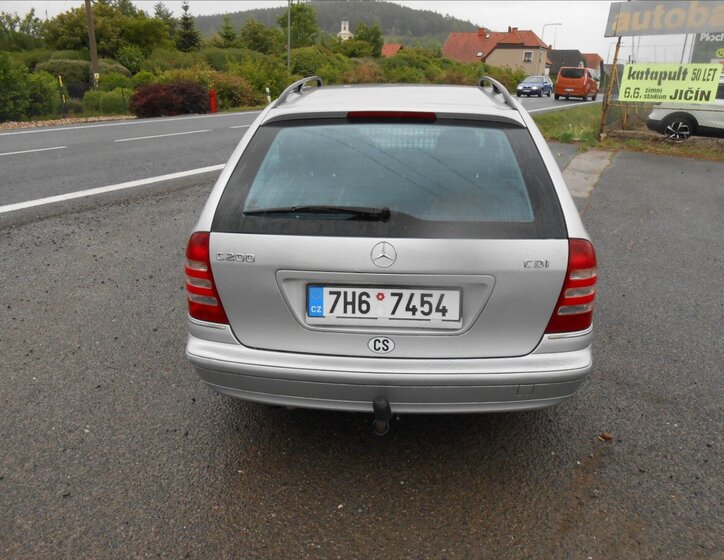 Mercedes-Benz Třídy C Kombi 2,1 l 90 kw