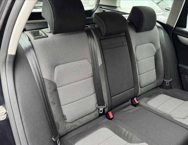 Volkswagen Passat Kombi 2,0 l 125 kw