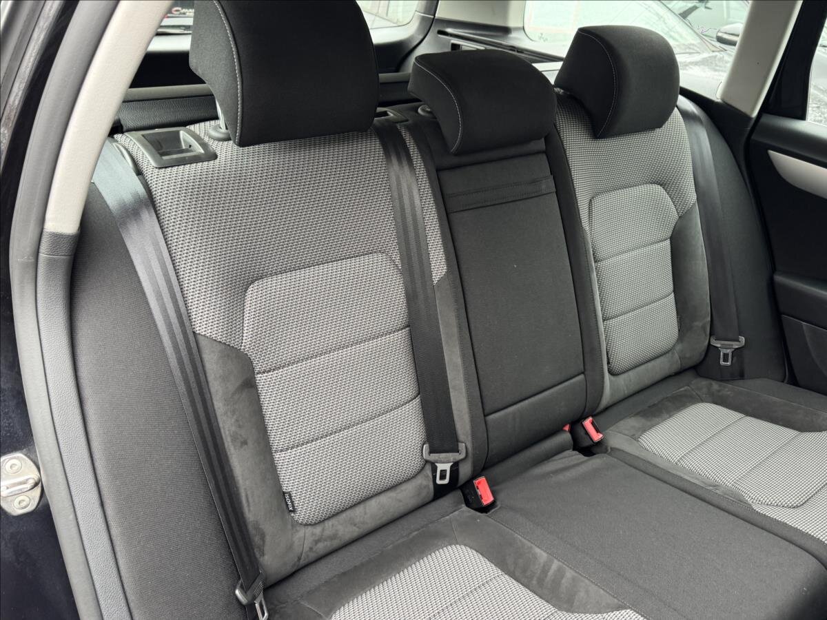 Volkswagen Passat Kombi 2,0 l 125 kw