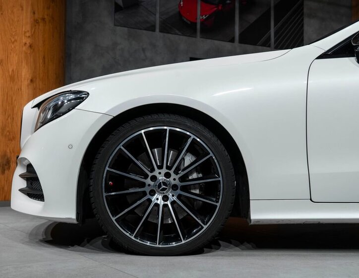 Mercedes-Benz Třídy E 5