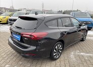 Ford Focus Kombi 999,0 92 kw