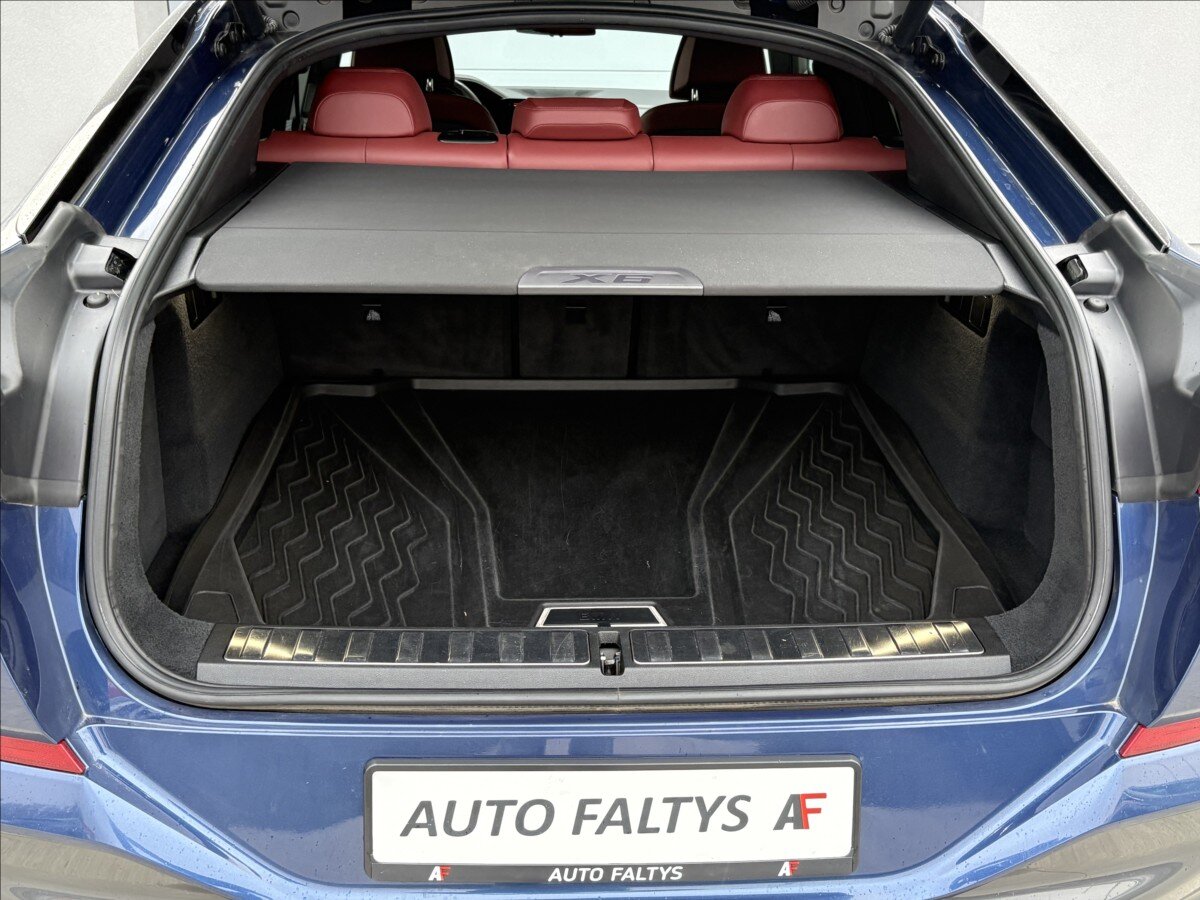 BMW X6 SUV / Terénní 3,0 l 245 kw