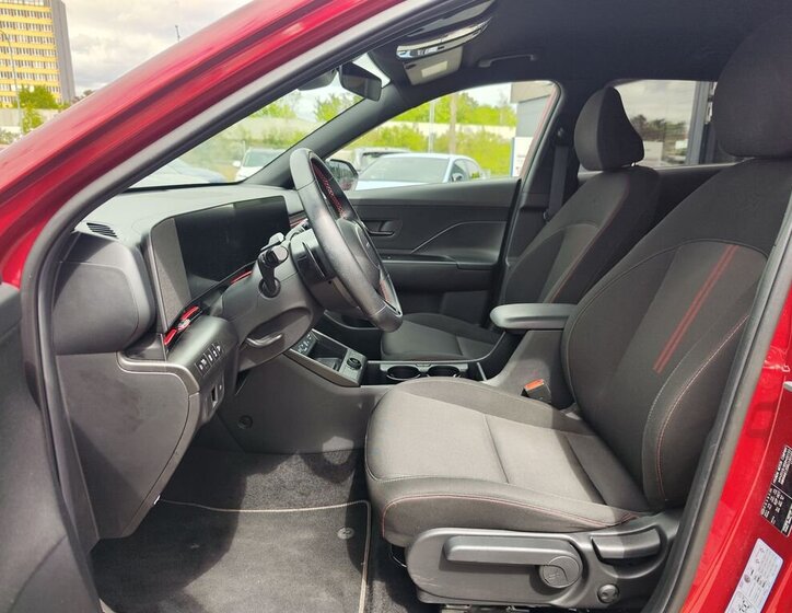Hyundai Kona SUV / Terénní 1,6 l 145 kw