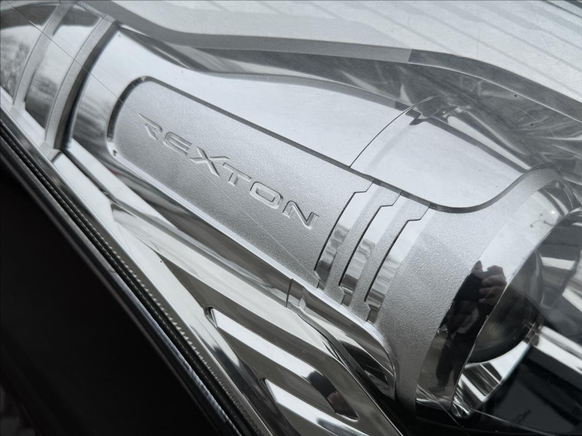 SsangYong Rexton SUV / Terénní 2,0 l 114 kw