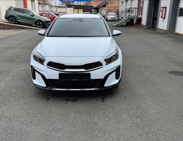 KIA XCeed SUV / Terénní 1,6 l 110 kw