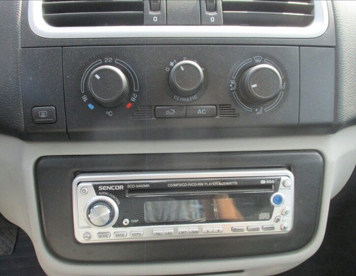 Škoda Roomster Kombi 1,2 l 51 kw