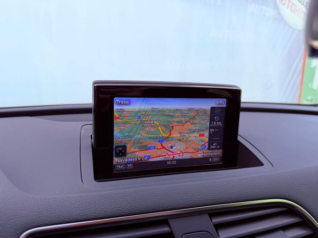 Audi Q3 SUV / Terénní 1,4 l 110 kw