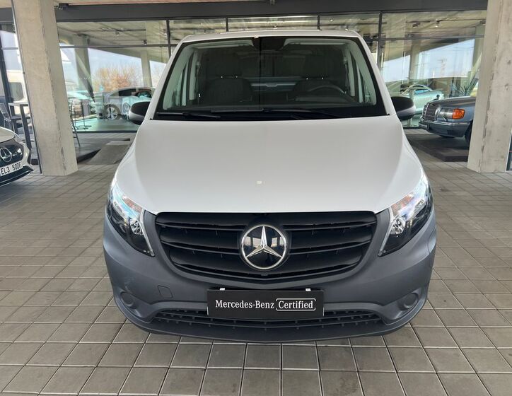 Mercedes-Benz Vito 2