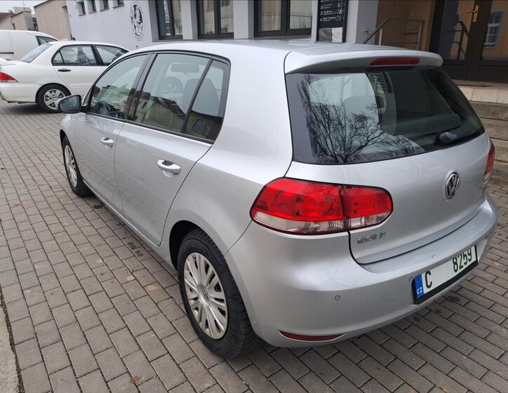 Volkswagen Golf 22