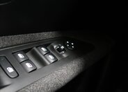 Peugeot 3008 MPV 1,2 l 96 kw