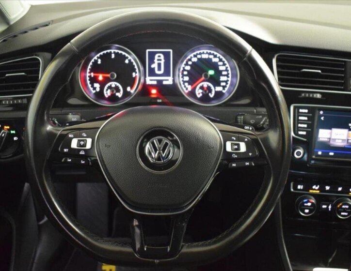 Volkswagen Golf Kombi 2,0 l 110 kw