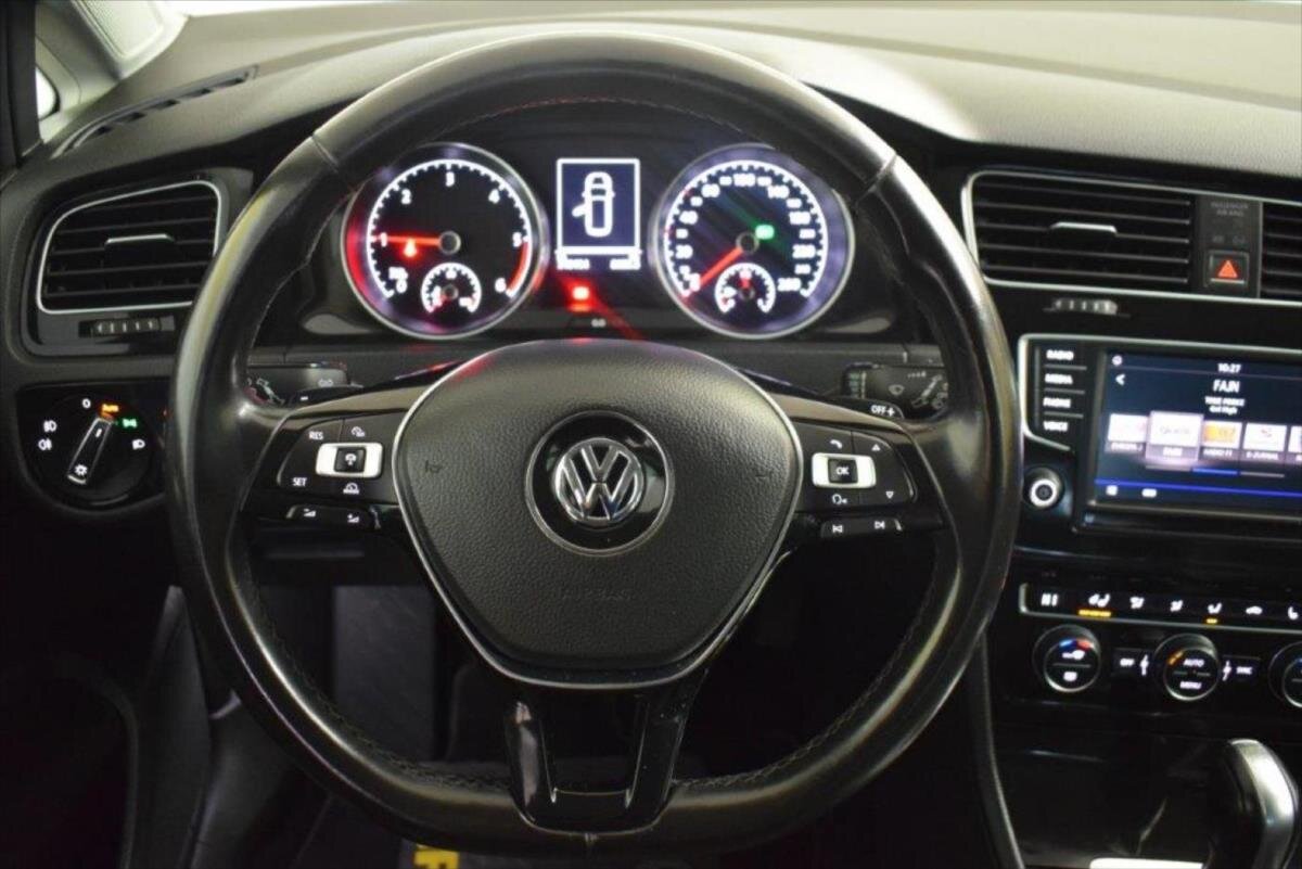 Volkswagen Golf Kombi 2,0 l 110 kw