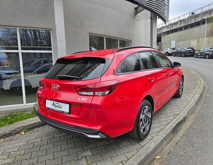 Hyundai i30 Kombi 1,6 l 110 kw