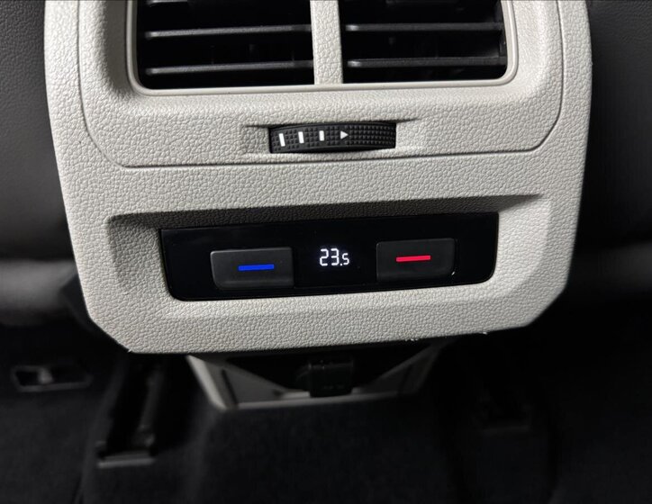 Volkswagen Touran 38