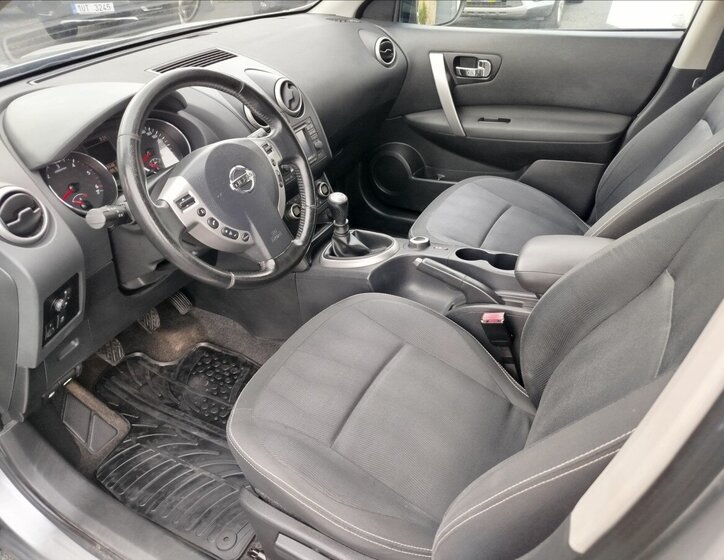 Nissan Qashqai SUV 2,0 l 110 kw