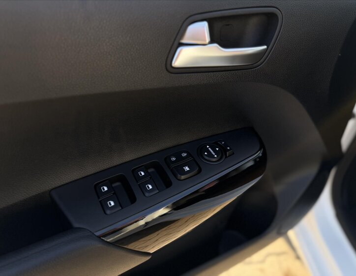 KIA Picanto Hatchback 998,0 50 kw