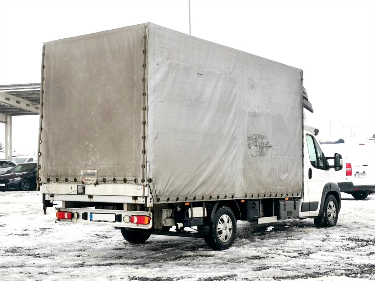 Peugeot Boxer Valník 2,2 l 110 kw