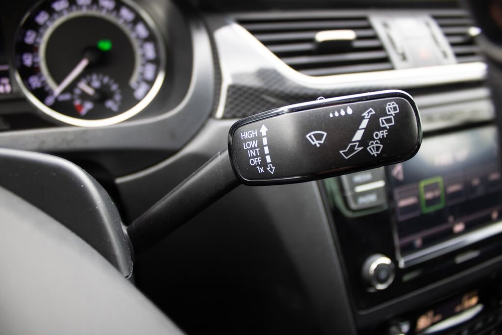 Škoda Rapid Sedan / Limuzína 999,0 81 kw