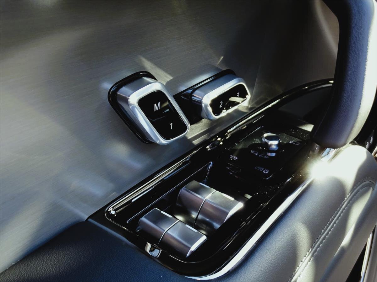 Land Rover Range Rover Sport SUV / Terénní 3,0 l 221 kw