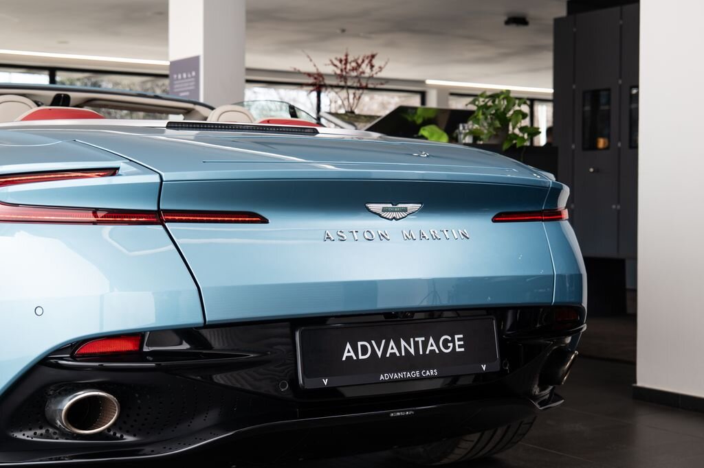 Aston Martin Ostatní Kabriolet 4,0 l 500 kw