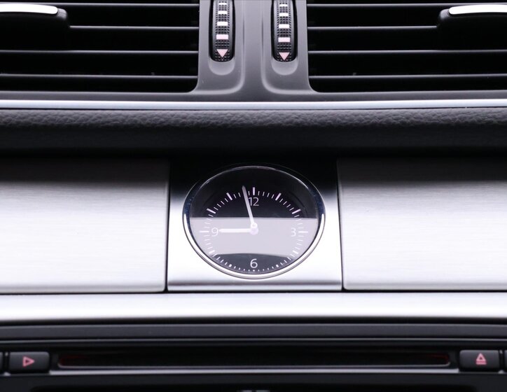 Volkswagen Passat Kombi 1,6 l 77 kw