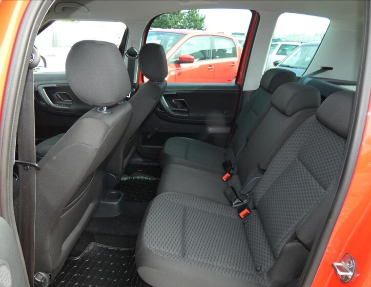 Škoda Roomster MPV 1,2 l 63 kw