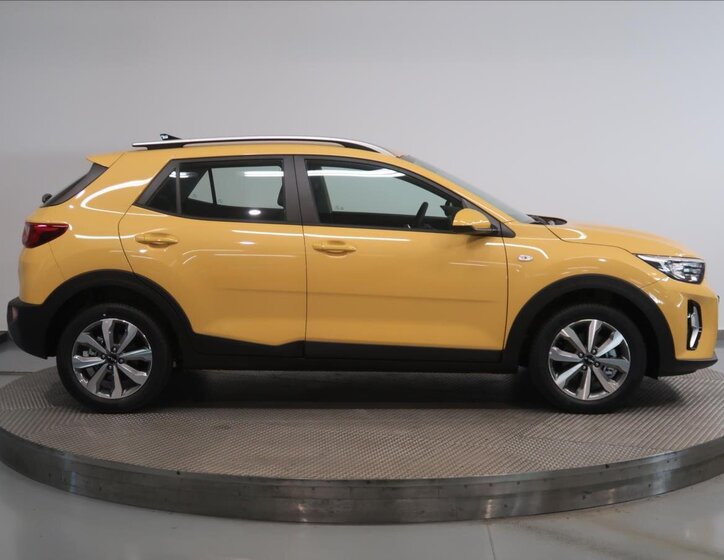 KIA Stonic SUV / Terénní 1,2 l 58 kw