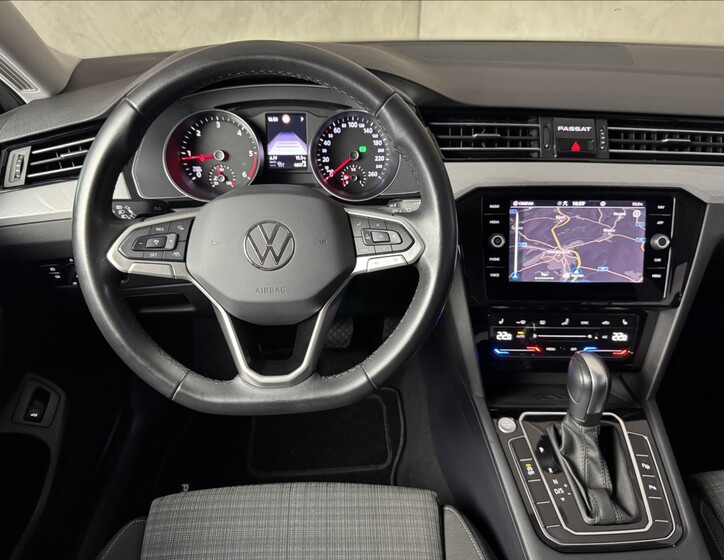 Volkswagen Passat 44