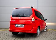 Ford Tourneo Courier MPV 998,0 74 kw