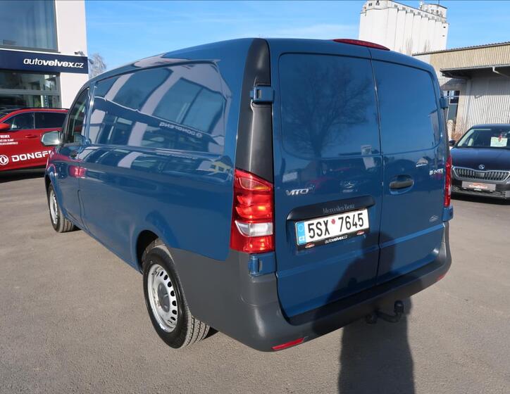 Mercedes-Benz Vito 4