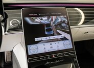 Mercedes-Benz Ostatní Sedan / Limuzína 6,0 l 450 kw