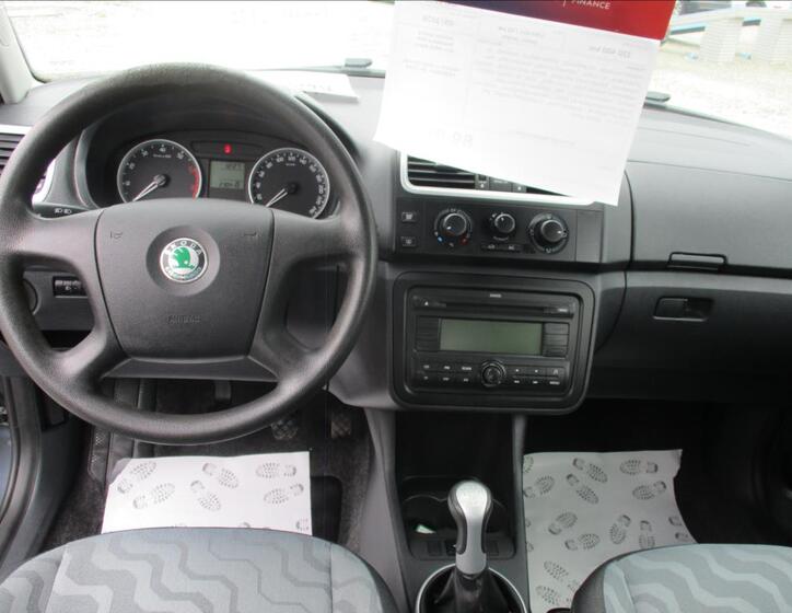Škoda Roomster 16