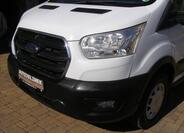 Ford Transit 8