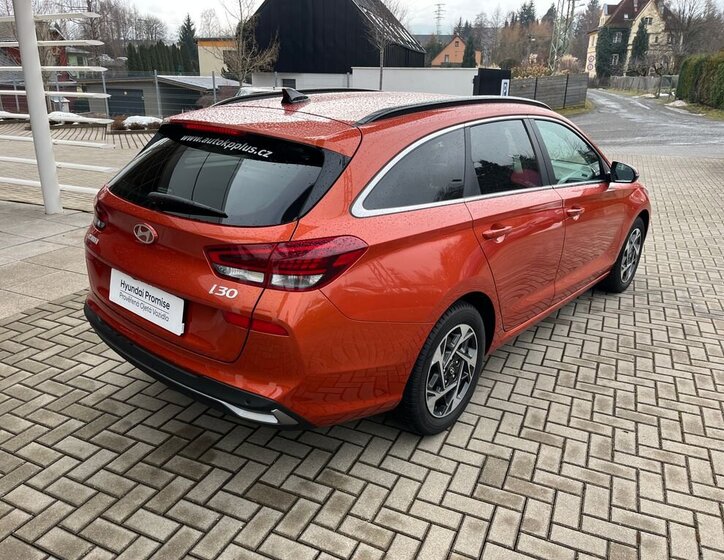 Hyundai i30 Kombi 998,0 73 kw