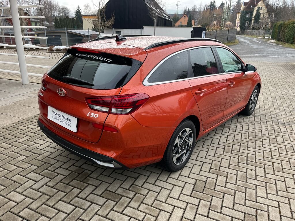 Hyundai i30 Kombi 998,0 73 kw