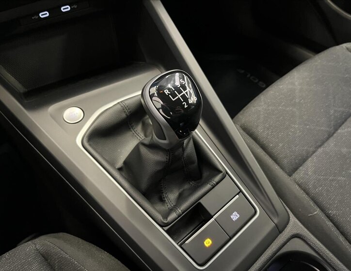 Volkswagen Golf Hatchback 1,5 l 110 kw