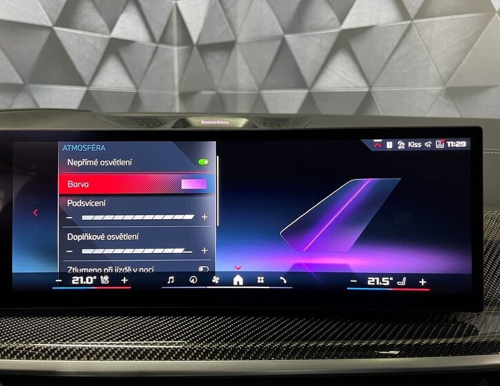 BMW X7 SUV / Terénní 4,4 l 390 kw