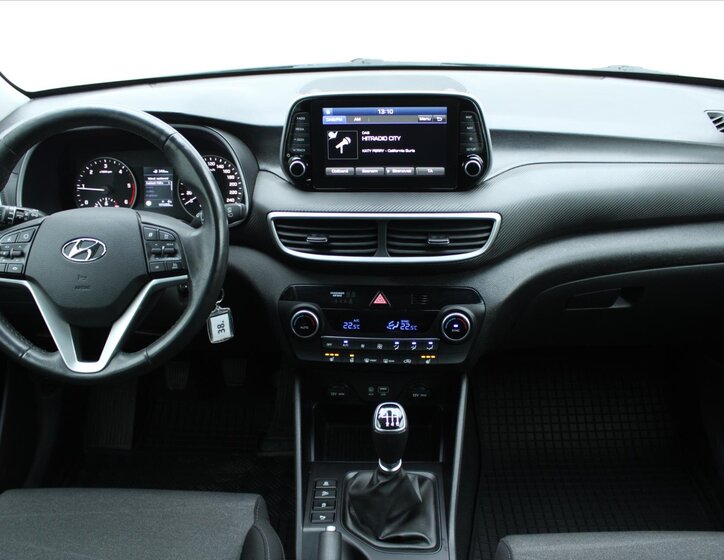 Hyundai Tucson SUV 1,6 l 85 kw
