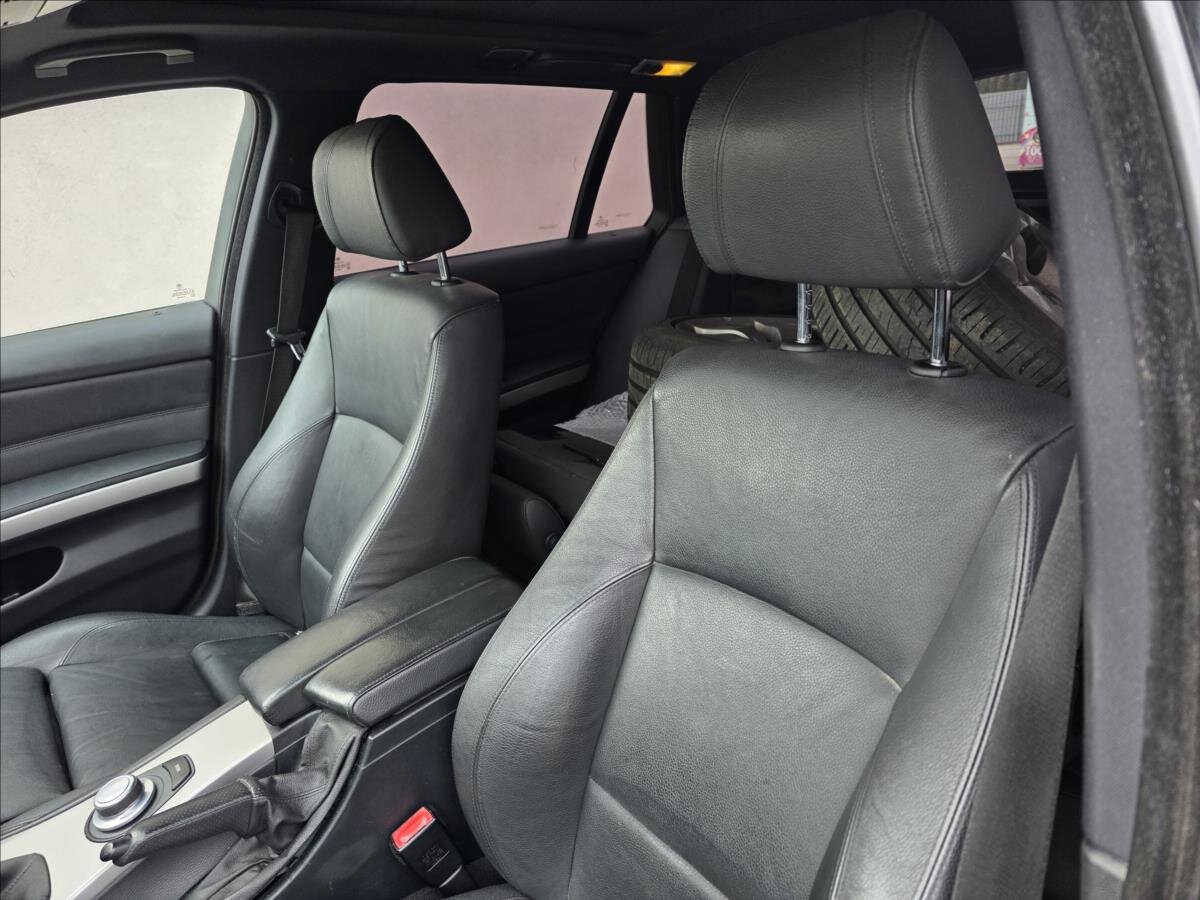 BMW Řada 3 Kombi 3,0 l 170 kw