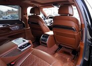 BMW Řada 7 Sedan / Limuzína 6,6 l 430 kw