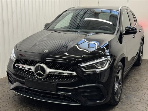 Mercedes-Benz GLA SUV / Terénní 2,0 l 110 kw
