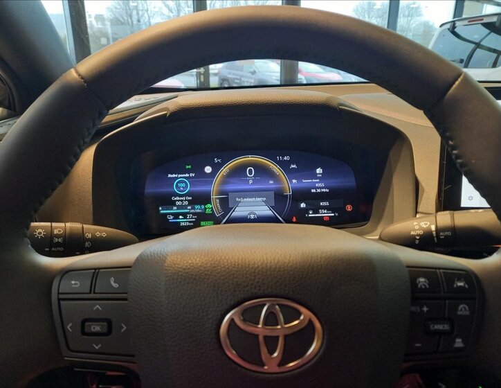 Toyota C-HR Hatchback 2,0 l 112 kw