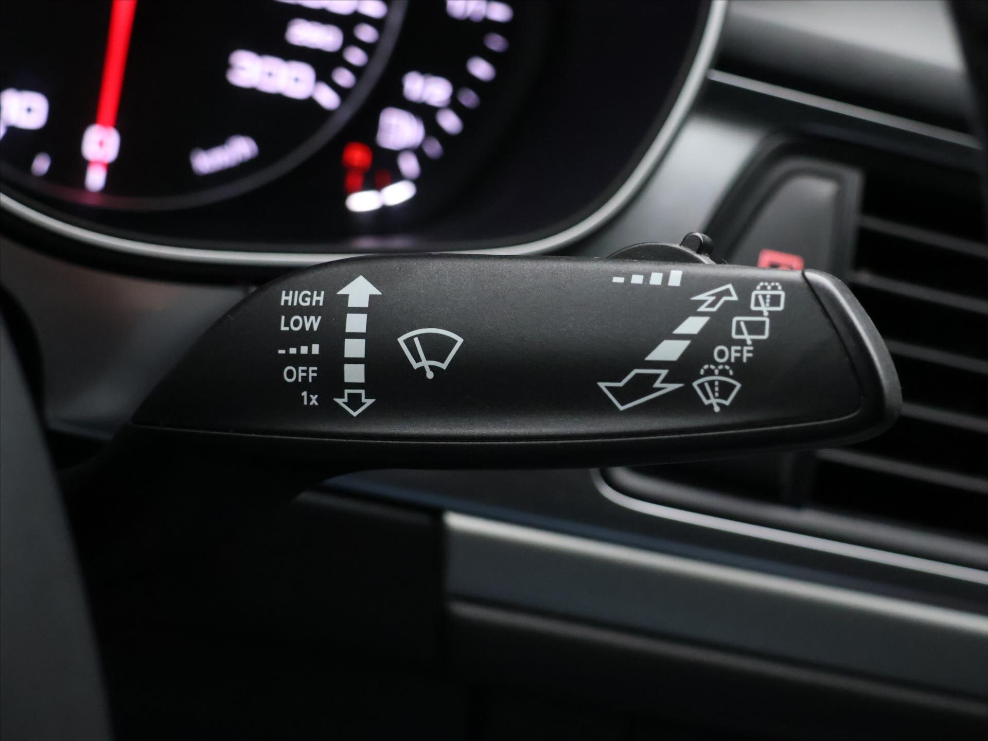 Audi A6 Kombi 2,0 l 140 kw