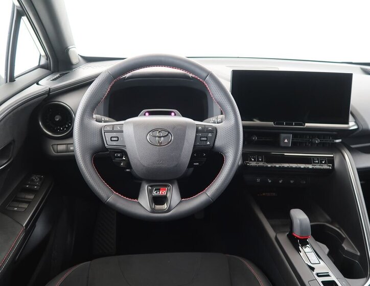 Toyota C-HR SUV 2,0 l 112 kw