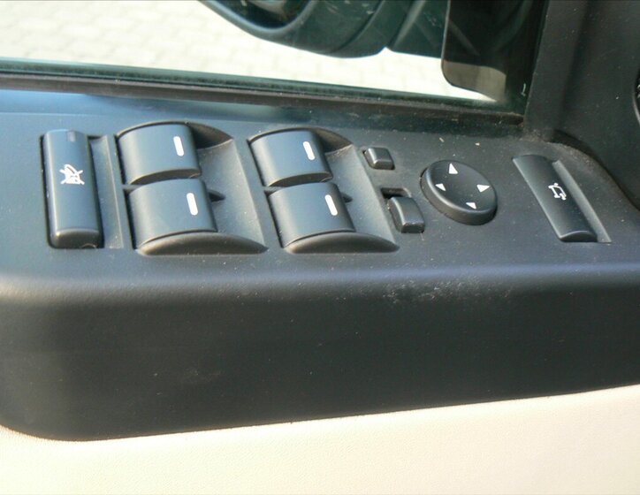 Land Rover Range Rover Ostatní 3,6 l 200 kw