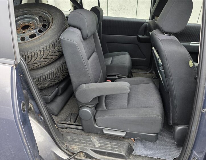 Mazda 5 Kombi 2,0 l 81 kw