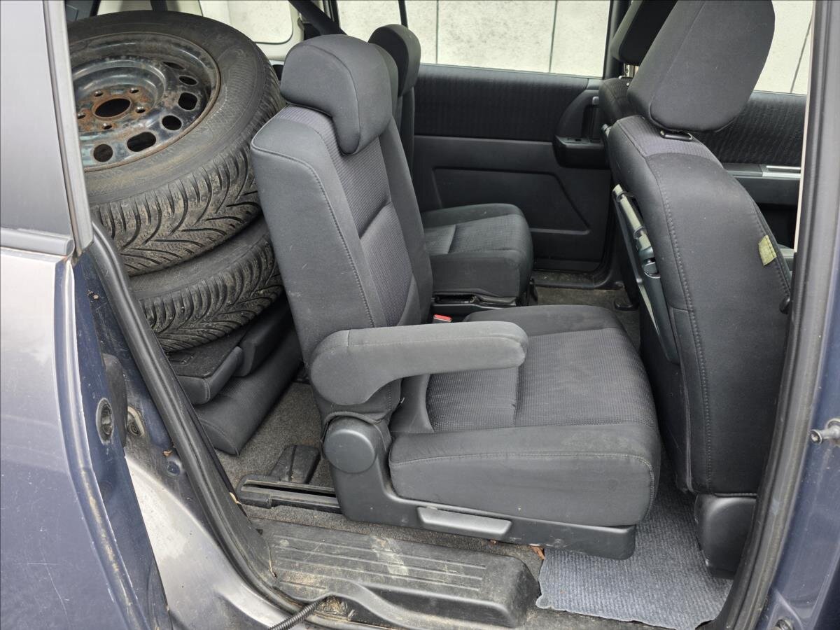 Mazda 5 Kombi 2,0 l 81 kw