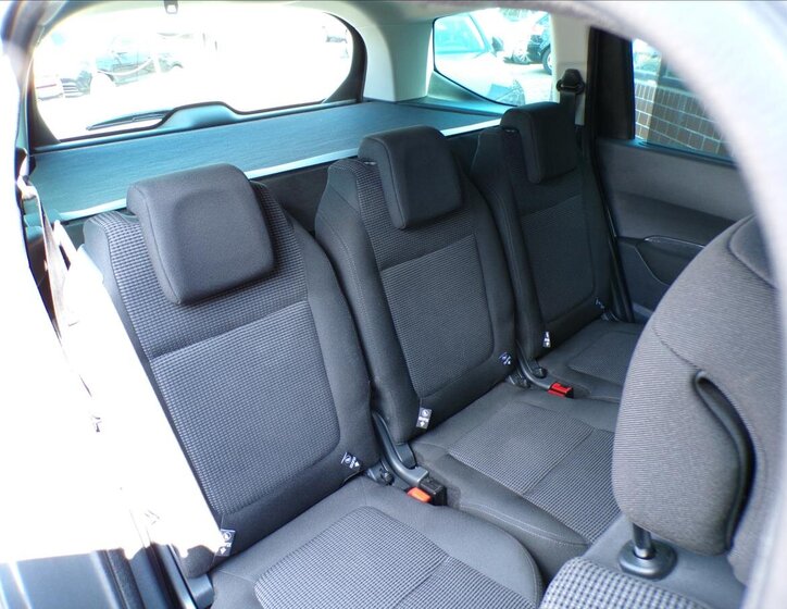 Peugeot 5008 Kombi 1,6 l 115 kw